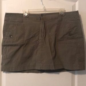 L.A. Blues Skort - Army Green - Size 18